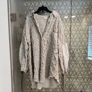 POL Distressed Gray Top